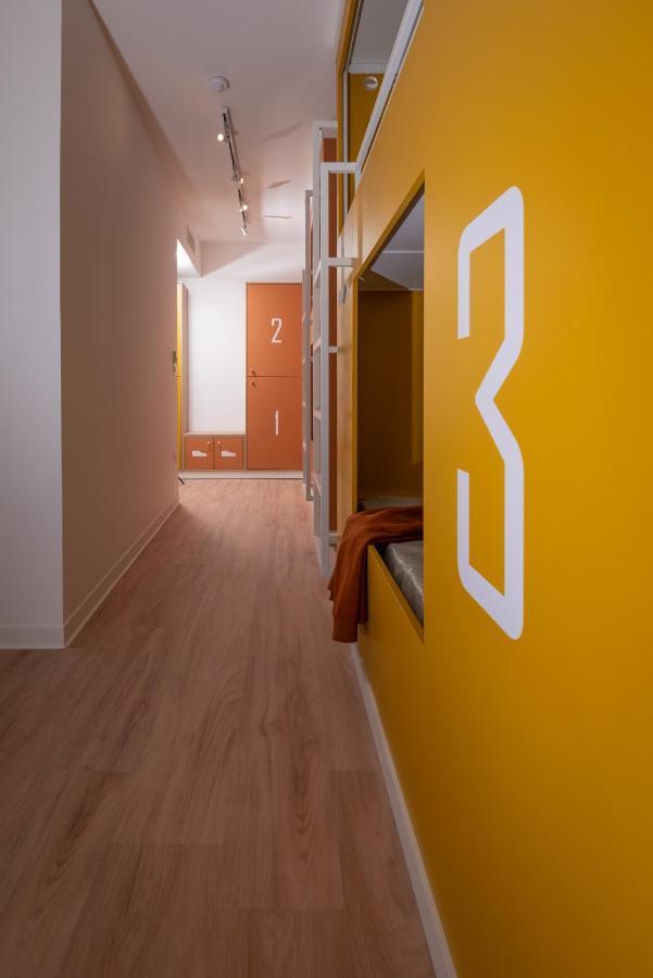 Hostel Le Hueb Тулон Екстериор снимка
